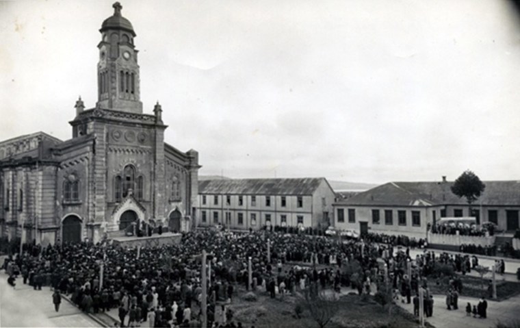 Thumb ancud y su catedral 1950