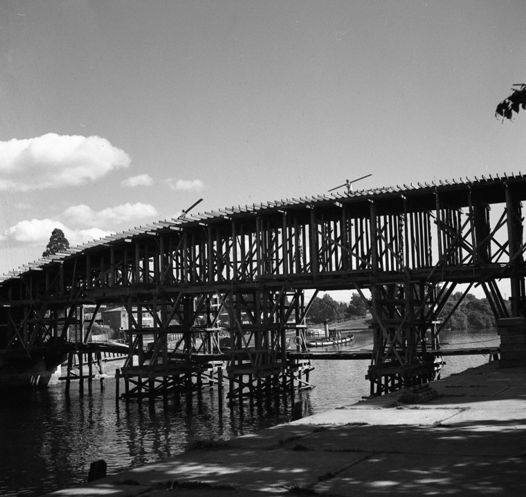 Thumb 7 fn 00137 puente pedro de valdivia 1952