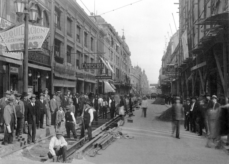 Thumb calle ahumada 21 abril 1930 instalacion lineas tranvia
